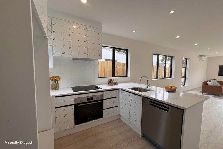 Photo of property in 1/35 Young Crescent, Drury, 2113