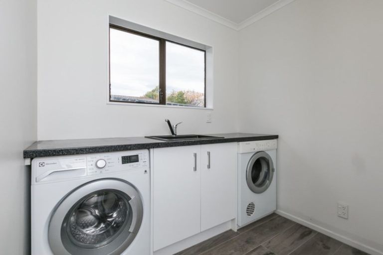 Photo of property in 56 Spriggs Crescent, Greenmeadows, Napier, 4112