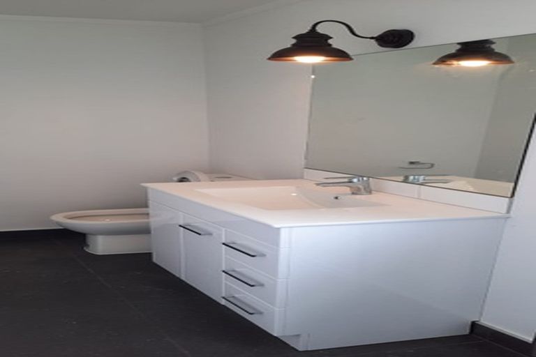 Photo of property in 85 Second View Avenue, Beachlands, Auckland, 2018