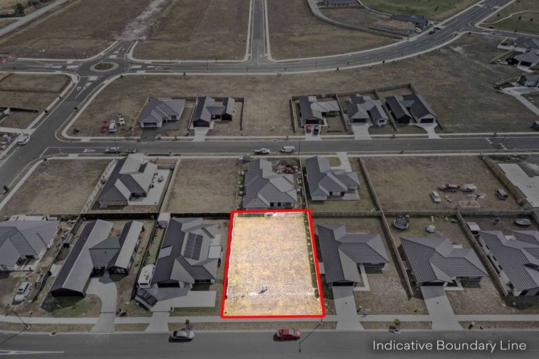 Photo of property in 32 Te Piriti Road, One Tree Point, 0118