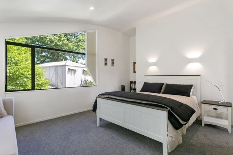 Photo of property in 2/126 Te Heuheu Street, Taupo, 3330