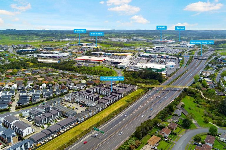 Photo of property in 7/30b Westgate Drive, Massey, Auckland, 0614