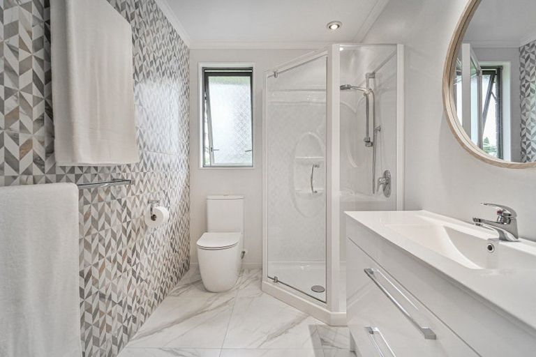 Photo of property in 95 Ferry Road, Clive, 4102