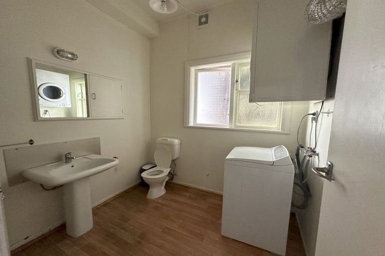 Photo of property in 209 The Terrace, Wellington Central, Wellington, 6011