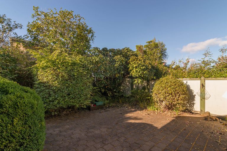 Photo of property in 1b Peachgrove Terrace, Hillcrest, Rotorua, 3015
