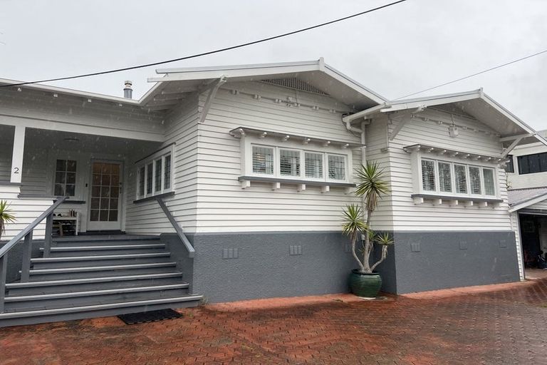 Photo of property in 2/40a Norwood Road, Bayswater, Auckland, 0622