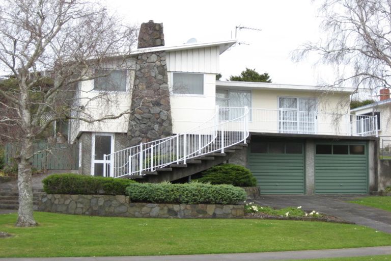 Photo of property in 29 Awanui Street, Merrilands, New Plymouth, 4312