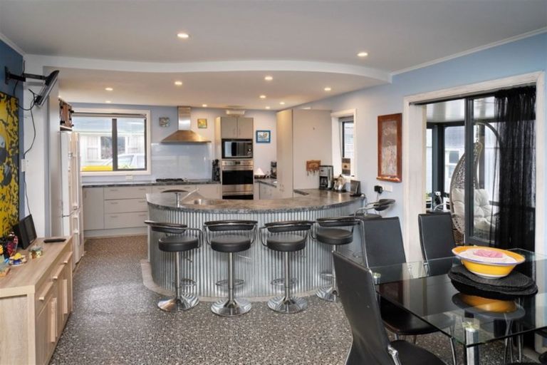 Photo of property in 9 Ashgrove Street, Rangiora, 7400