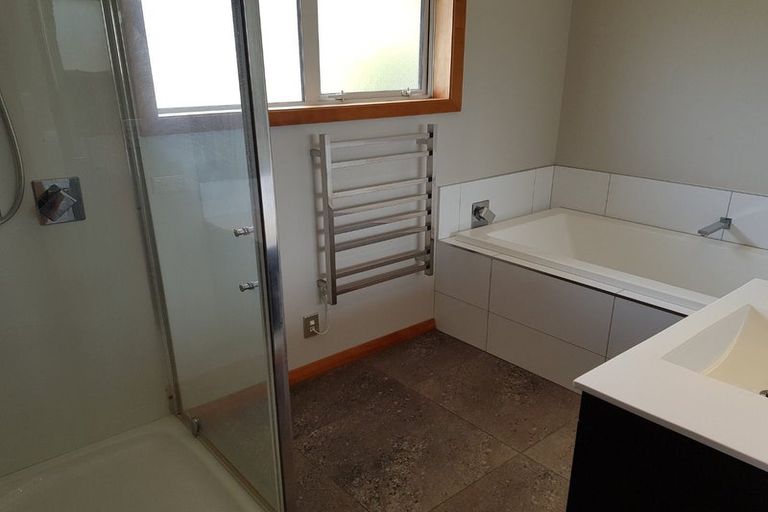 Photo of property in 17 Blackadder Road, Pegasus, 7612