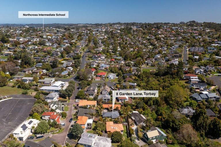 Photo of property in 8 Garden Lane, Torbay, Auckland, 0632