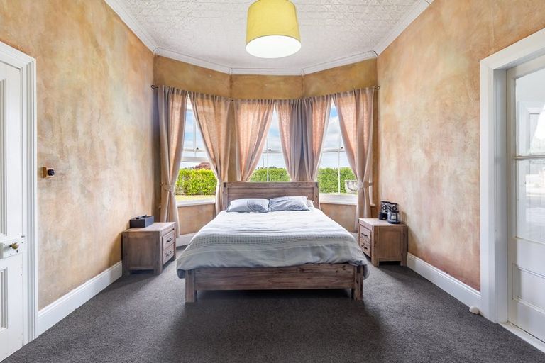 Photo of property in 2 Collingwood Road, Waiuku, 2123