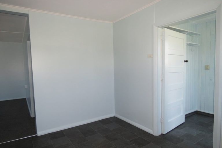 Photo of property in 10-12 Riley Place, Westport, 7825