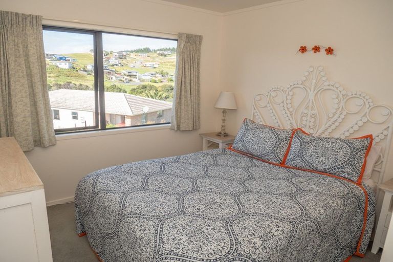 Photo of property in 12 Cable Bay Block Road, Cable Bay, 0420