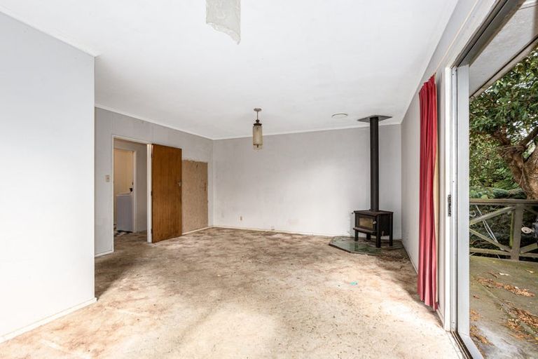 Photo of property in 214a Waddington Drive, Naenae, Lower Hutt, 5011