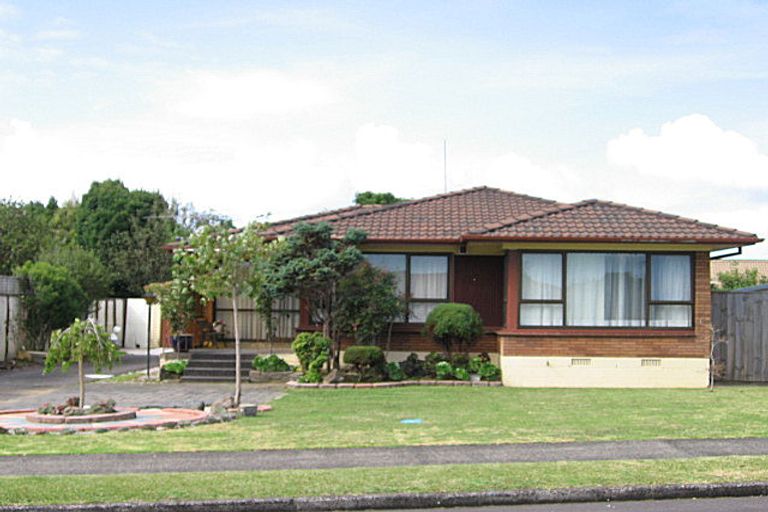 Photo of property in 31 Hedge Row, Sunnyhills, Auckland, 2010