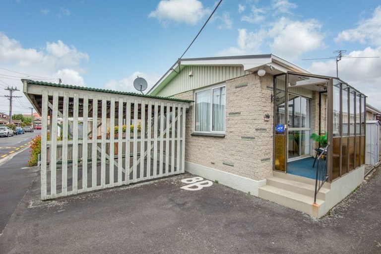 Photo of property in 8a Arney Street, South Dunedin, Dunedin, 9012