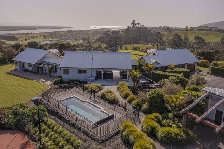 Photo of property in 68 Kanuka Rise, Albert Town, Wanaka, 9305