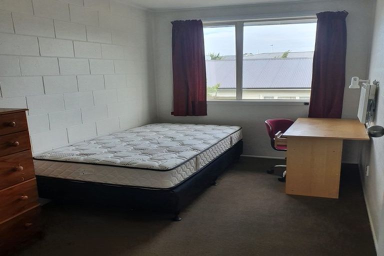 Photo of property in 6/17 Newnham Terrace, Upper Riccarton, Christchurch, 8041