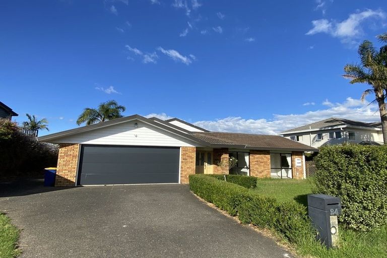 Photo of property in 24 Luckens Road, West Harbour, Auckland, 0618