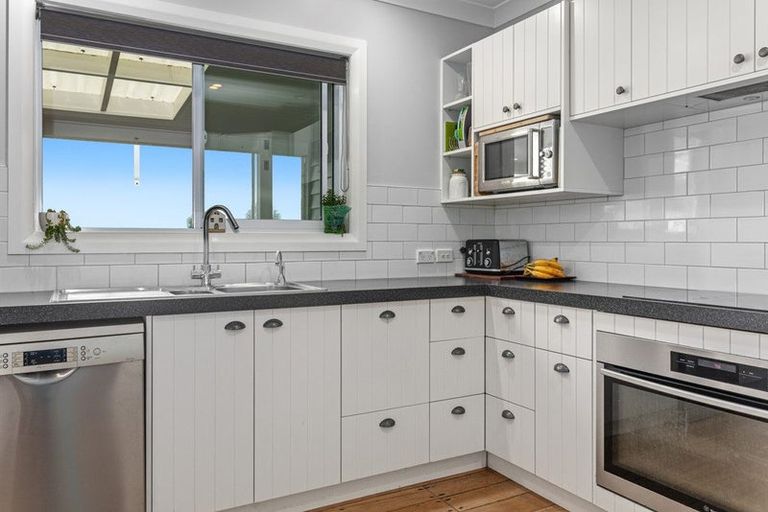 Photo of property in 197 Paroa Road, Coastlands, Whakatane, 3191