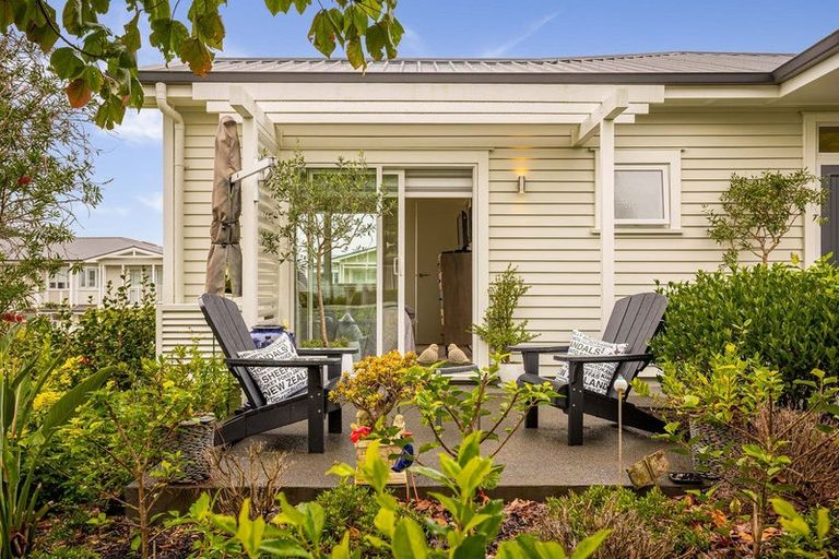 Photo of property in 1 Park Lane, Orewa, 0931