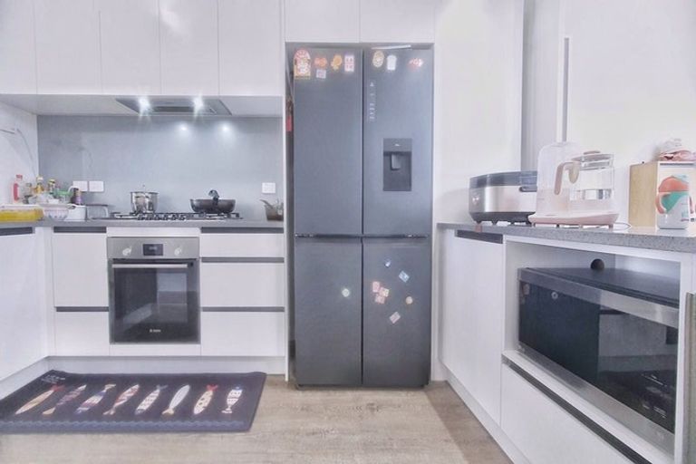 Photo of property in 24 Porowha Road, Westgate, Auckland, 0814