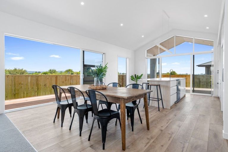 Photo of property in 18 Pinkerton Place, Ohauiti, Tauranga, 3112