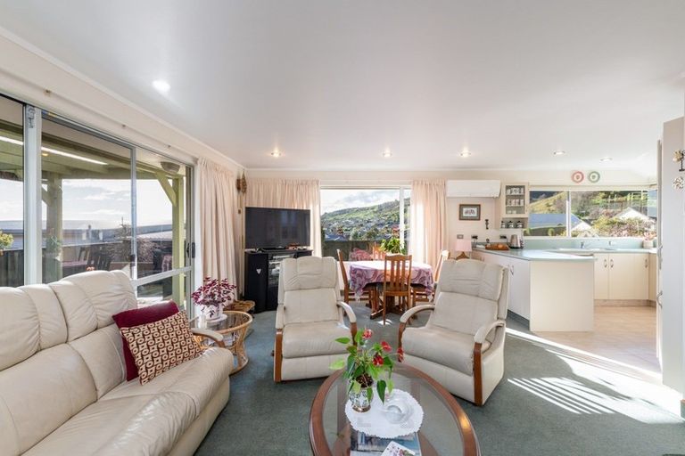 Photo of property in 18 Ballard Drive, Stoke, Nelson, 7011