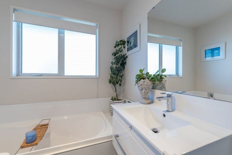 Photo of property in 26 Brightstone Crescent, Aranui, Christchurch, 8061