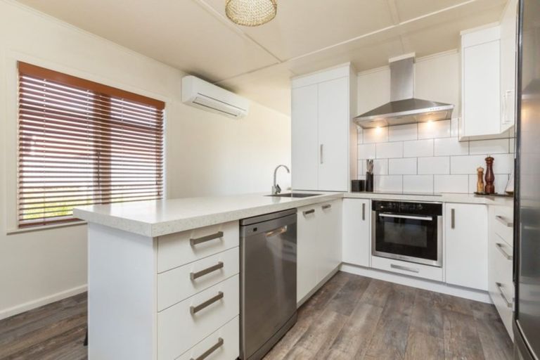 Photo of property in 19 Ngarimu Street, Avonside, Christchurch, 8061