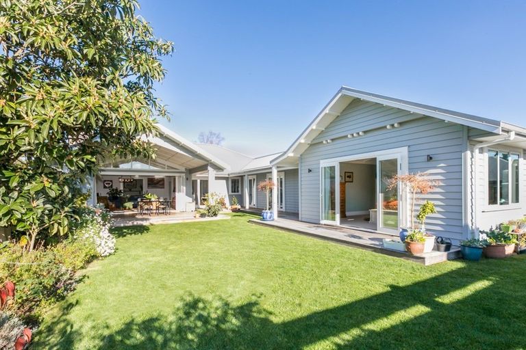 Photo of property in 18 Reynolds Road, Havelock North, 4130