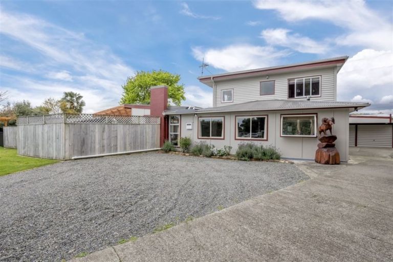 Photo of property in 188 Bartholomew Road, Levin, 5510