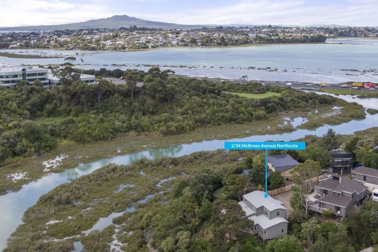 Photo of property in 2/34 Mcbreen Avenue, Northcote, Auckland, 0627