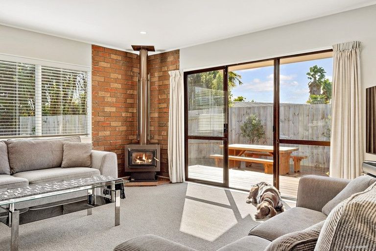 Photo of property in 24a Puriri Road, Pukekohe, 2120