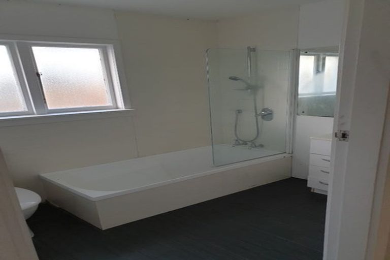 Photo of property in 36 Ariki Place, Hei Hei, Christchurch, 8042