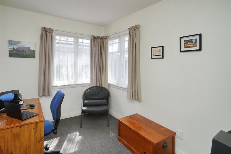 Photo of property in 16 Norfolk Street, St Albans, Christchurch, 8052