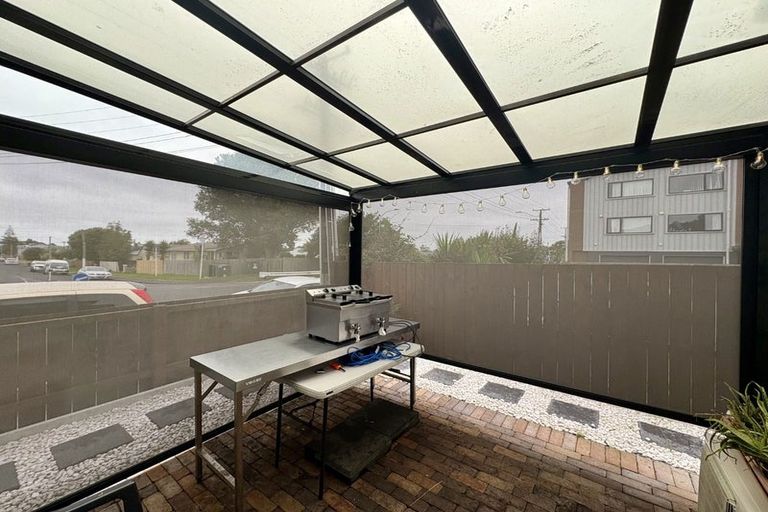 Photo of property in 141a Russell Road, Manurewa, Auckland, 2102