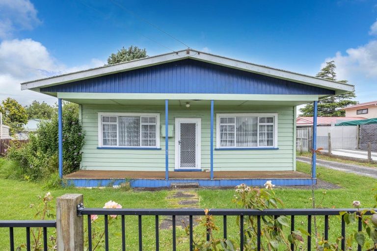 Photo of property in 28 Hakanoa Street, Huntly, 3700