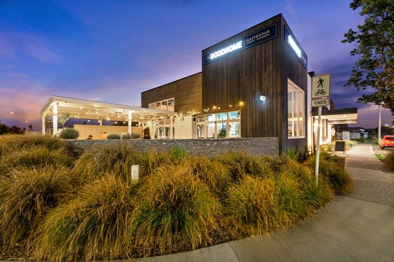 Photo of property in 4a Sandhurst Drive, Papamoa Beach, Papamoa, 3118