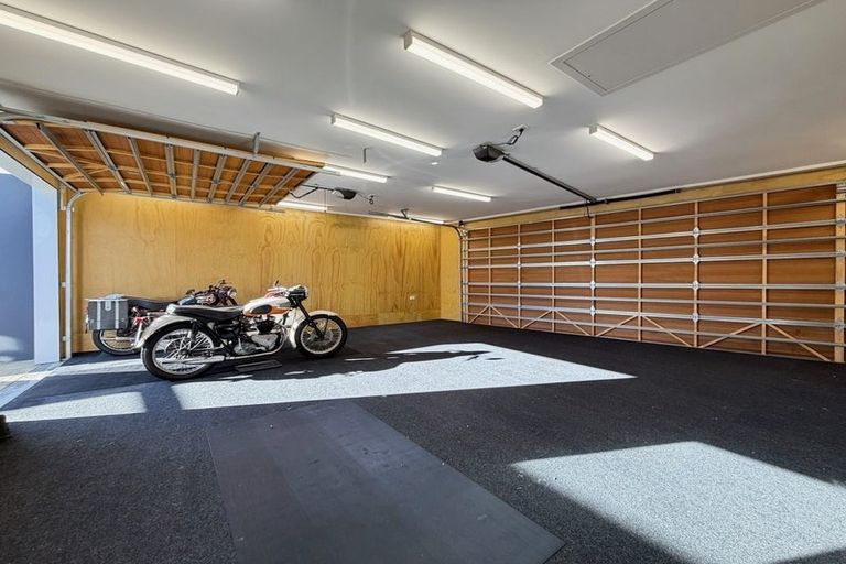 Photo of property in 16 Tireti Road, Titahi Bay, Porirua, 5022