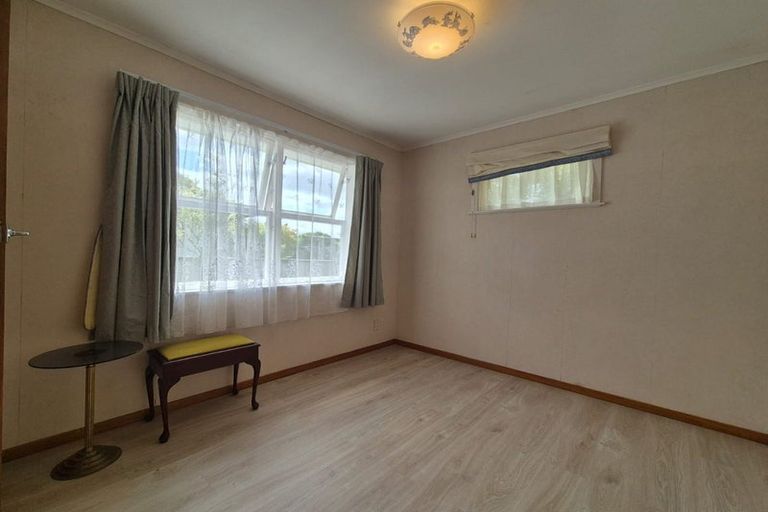 Photo of property in 16 Sylvia Road, Hillcrest, Auckland, 0627