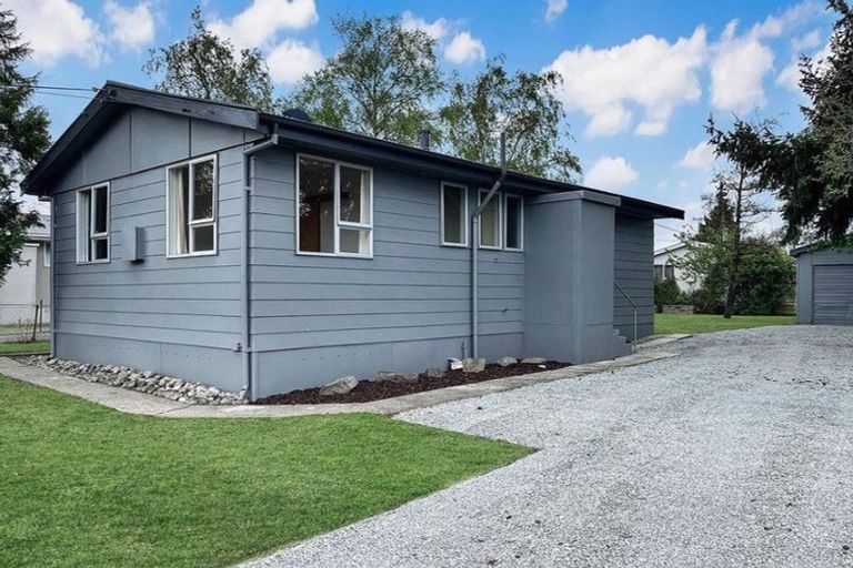 Photo of property in 47 Hopkins Road, Twizel, 7901