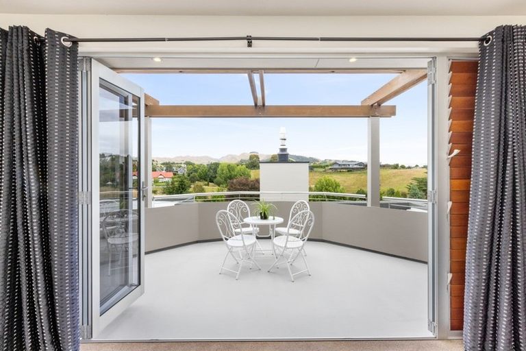 Photo of property in 88 Rochfort Road, Havelock North, 4130