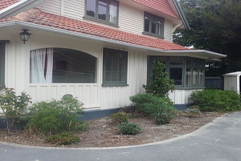 Photo of property in 138 North Parade, Richmond, Christchurch, 8013