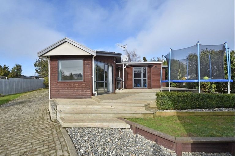 Photo of property in 205 Dunns Road, Otatara, Invercargill, 9879