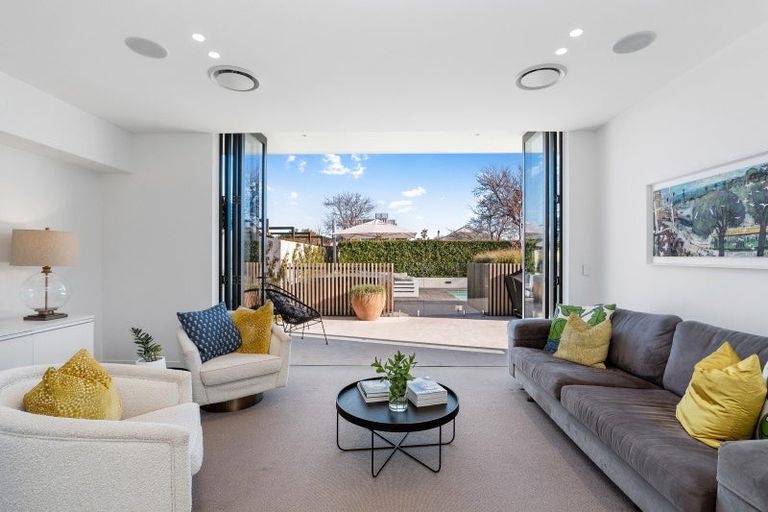 Photo of property in 48 Clissold Street, Merivale, Christchurch, 8014