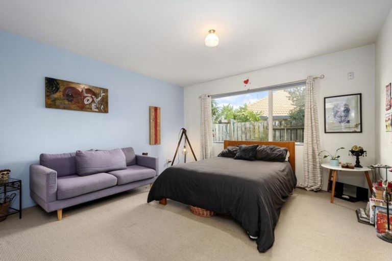 Photo of property in 90 Evans Road, Papamoa Beach, Papamoa, 3118