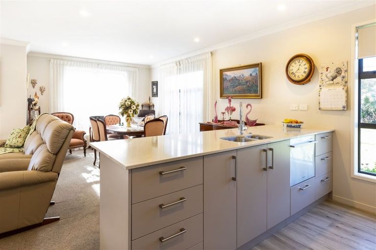 Photo of property in 2 Korari Grove, Redwoodtown, Blenheim, 7201