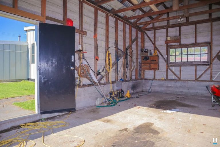 Photo of property in 37 Inverness Street, Dunollie, Runanga, 7803