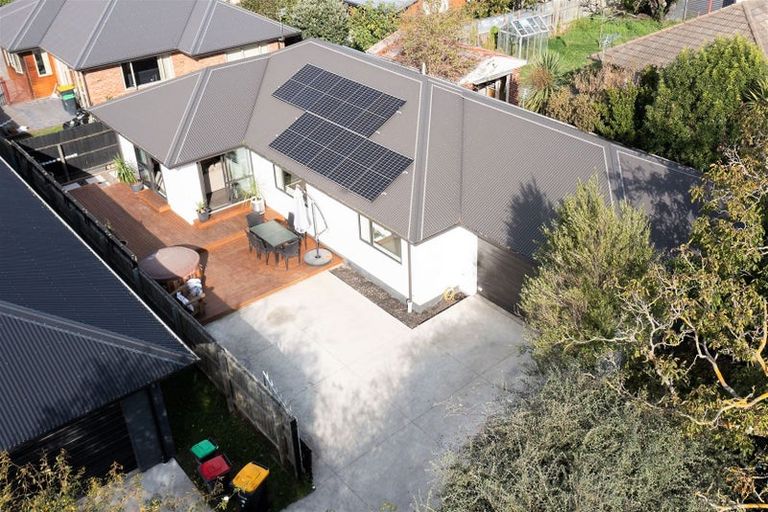 Photo of property in 118 Aldwins Road, Phillipstown, Christchurch, 8062